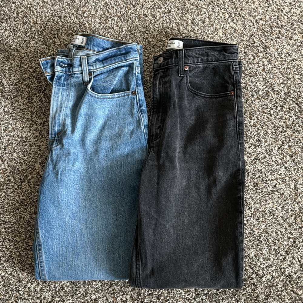 Abercrombie & Fitch the 90’s straight ultra high rise curved love